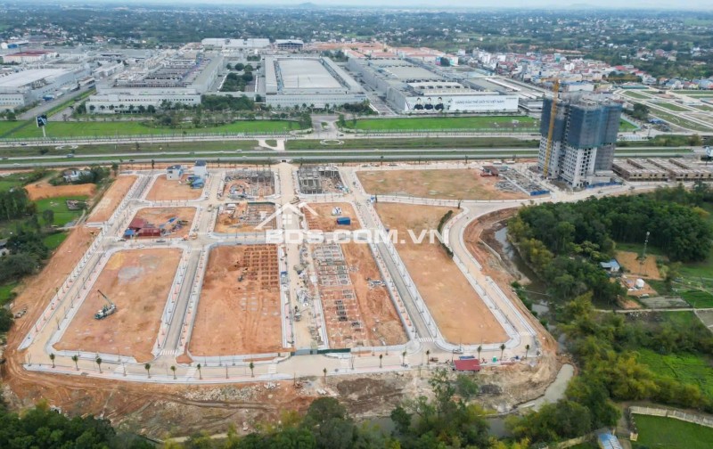 Cần bán gấp đất nền dự án đối diện nhà máy Samsung