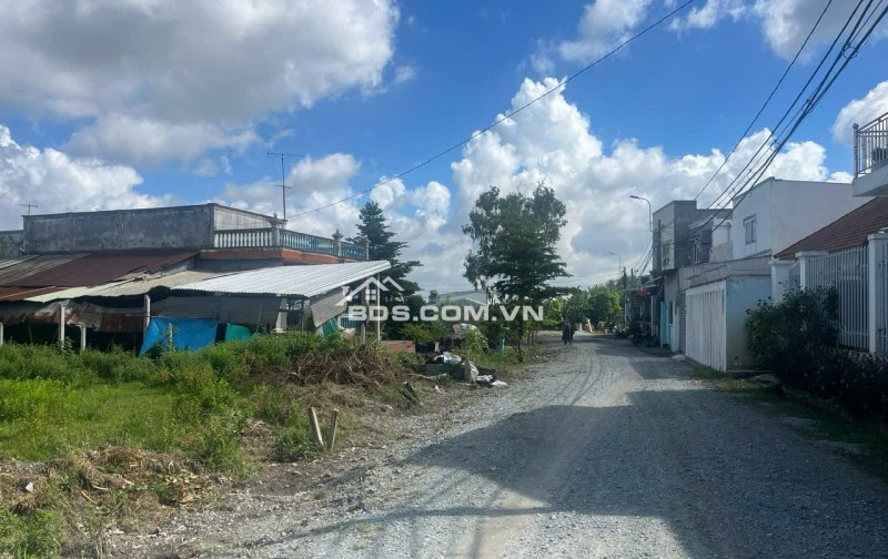 Bán Đất Tân Phú Trung 800 TRIỆU – 220m2 Thổ Đường Nhánh Nguyễn Thị Lắng