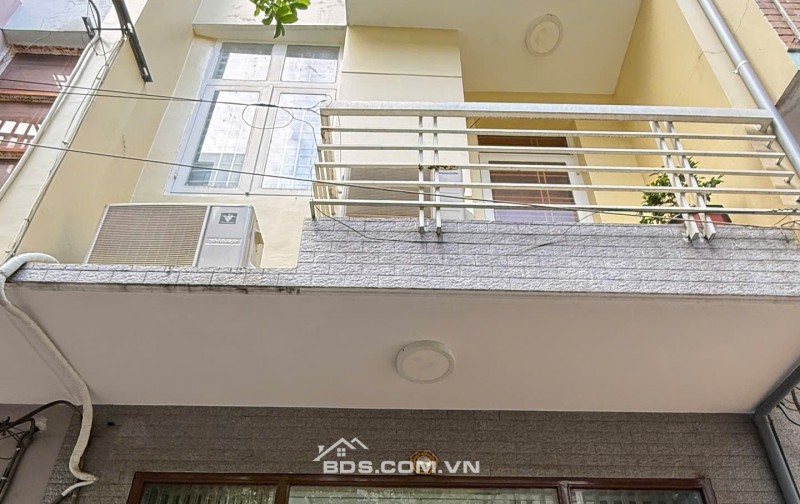 TÂN KỲ TÂN QUÝ  DT: 60M2 ( 4 X 16 ) 4 TẦNG - 4PN - HẺM XE HƠI - SỔ VUÔNG VỨC - HOÀN CÔNG ĐẦY ĐỦ