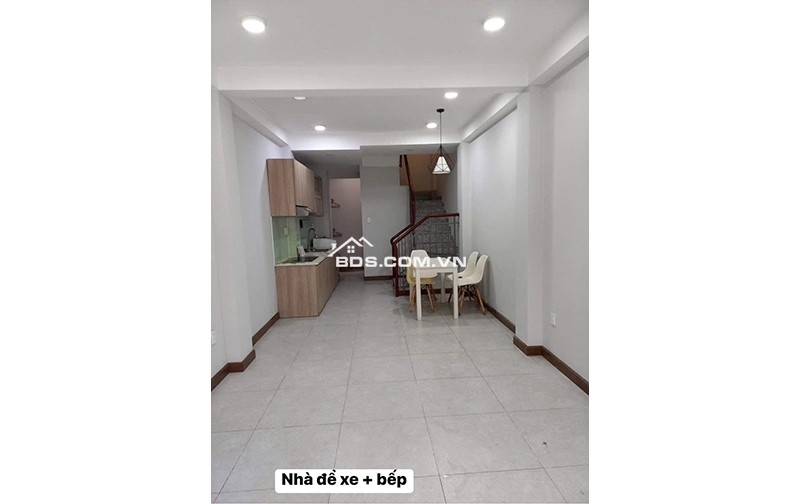Bán nhà chính chủ tại 214/14Bis Nguyễn Trãi, Phường Nguyễn Cư Trinh, Quận 1