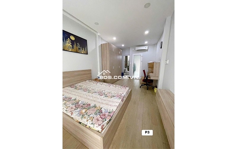 Bán nhà chính chủ tại 214/14Bis Nguyễn Trãi, Phường Nguyễn Cư Trinh, Quận 1