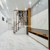 Cần bán nhà Ngọc Lâm, Long Biên, 37m2 x 4 tầng, Gần hồ, gần trường, 6 tỷ 4