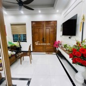 CẦN BÁN GẤP nhà ngõ thông, phố Trịnh Văn Bô, ô tô gần, kinh doanh, 46m x 5T, chỉ 5.1 tỷ, full NT, ở sướng