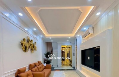 Nhà Đẹp, Mới Ngõ Ô Tô Yên Lạc, Hai Bà Trưng 41m, 5 tầng, mt 3.4m, giá 14.8 tỷ