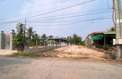 KẸT TIỀN BÁN 225M2 SHR CÓ SẴN T.CƯ NẰM KẾ TRƯỜNG HỌC SÁT CHỢ. GIÁ 190 TR