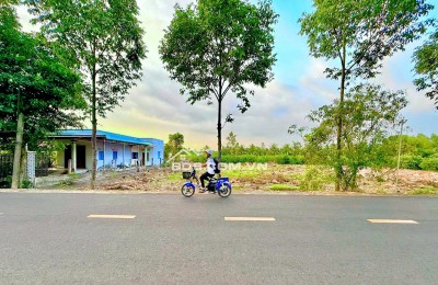 CẦN BÁN NHANH 1023M2 ĐẤT SHR NGAY GẦN TRỤC QL 14 VÀ TUYẾN CAO TỐC DÂN CƯ ĐÔNG. GIÁ 190 TRIỆU