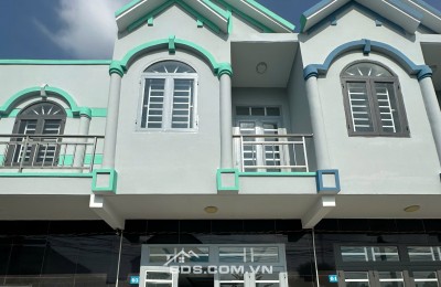 Bán nhà phố liền kề - Nhà mới xây chỉ 650 Triệu dọn vào ở ngay
