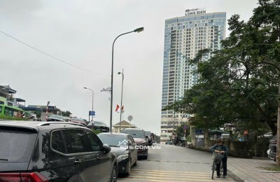 Nhà phố Ngọc Lâm, 134m2, 6 tầng, MT8m, dòng tiền 100tr, giá 43 tỷ