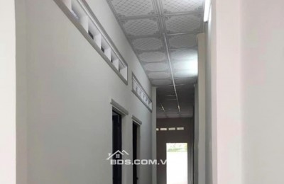 Hàng hiếm khó tìm 5x25=126m2 nhà cấp 4 bán gấp Có SHR Giá chỉ 790tr