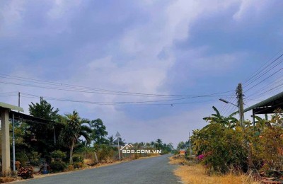 Đất ngộp gần Kcn Trảng Bàng giá tốt đầu tư 1000m2 giá 550trieu