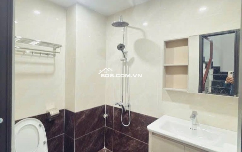 B.Á.N N.H.À MỄ TRÌ - 5TẦNG MỚI TINH-  THANG MÁY XỊN- CÁCH NHÀ RA Ô TÔ - 30m2 CHỈ 6.49 TỶ