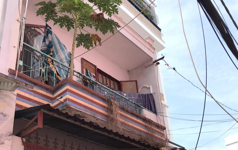 Bán nhà quận 11 - Ngay trung tâm đầm sen - Hẻm xe hơi đổ cửa 5.8 tỷ