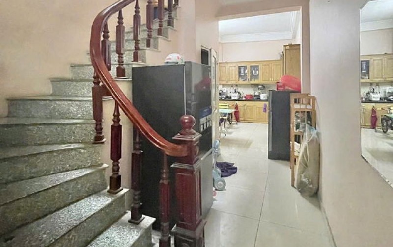 Bán gấp nhà LÔ GÓC- Gần Ô tô  Định Công Hạ, Hoàng Mai 42m2 – 5 T ầng – 6.5 tỷ