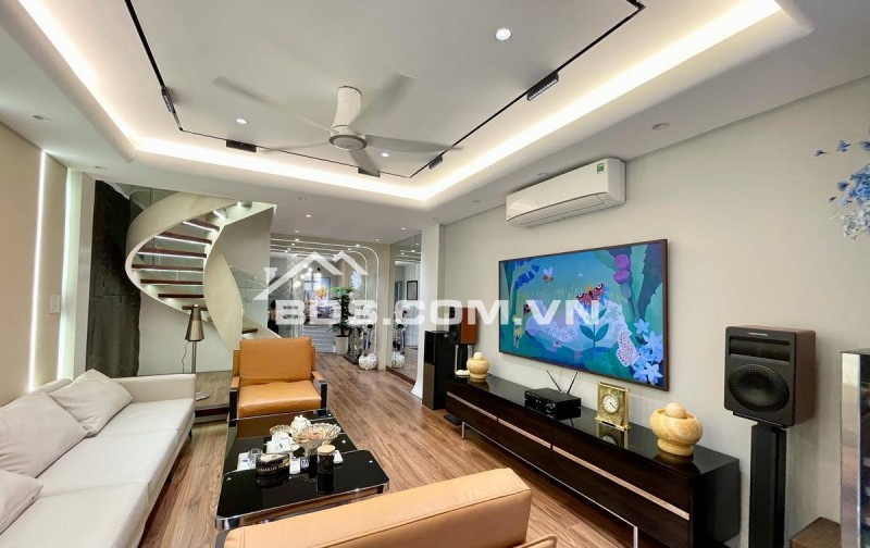 Nhà Đẹp Ô Tô Trong Nhà Nguyễn Đức Cảnh, Hoàng Mai 61m, 7 tầng, mt 4.4m, giá 23 tỷ