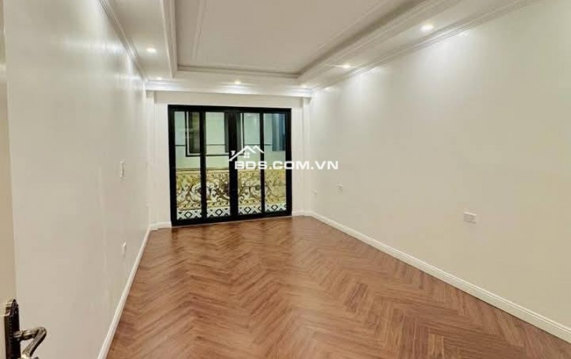 Nhà Đẹp Ngõ Ô TÔ, Kinh Doanh, Thang Máy, Yên Lạc, Hai Bà Trưng 41m, 5 tầng, giá 14.8 tỷ