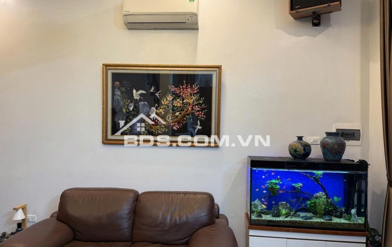 Thái Thịnh, Đống Đa - Gần Phố - Ở Ngay - Full Nội Thất - 42m*5T. Chỉ 11.2 tỷ.