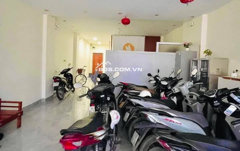 Nhà Đẹp Dòng Tiền Tam Khương, Đống Đa 99 m, 7 tầng, mt 5.2m, giá 30.5 tỷ