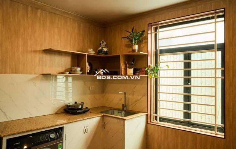Nhà Đẹp Mặt Phố Kinh Doanh Linh Lang, Ba Đình  100m, 6 tầng, mt 4.5m, giá 62 tỷ