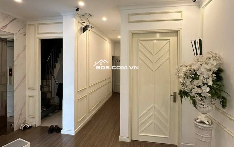 Nhà Đẹp Mặt Phố Kinh Doanh Đỉnh, Nguyễn Chí Thanh, Đống Đa 83/90m, 8 tầng, mt 9.4m, giá 56 tỷ