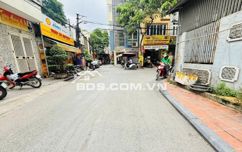 Mặt phố Kinh Doanh TT Cầu Giấy – 5 tầng58m2 – Oto tránh – Thang Máy chờ – Nhỉnh 20tỷ