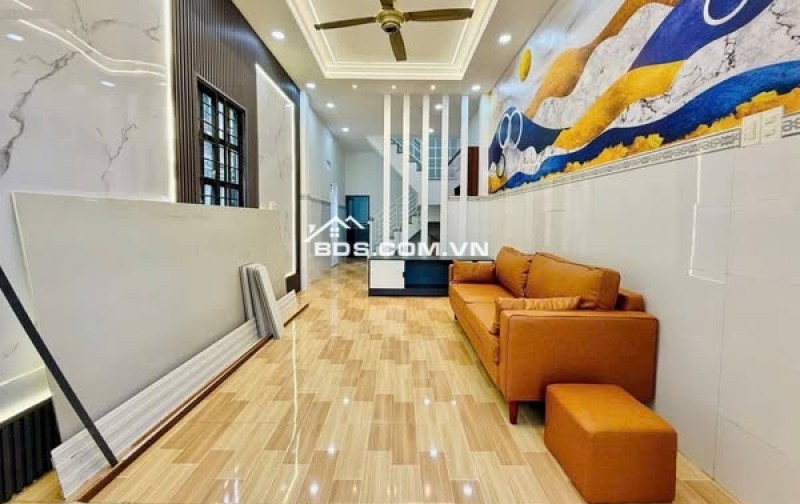 Bán nhà 2MT TL29 có nhiều cửa sổ thoáng mát gần ngã tư ga Thạnh Lộc