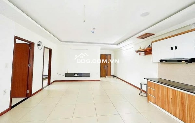 Bán chung cư Hoà Bình; SHR; diện tích 65.6m2; view siêu đẹp, 2pn 2wc