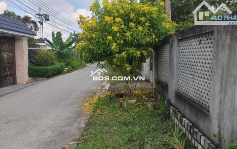 Bán nhà lô góc gần cầu An Hóa – Long Hòa, Bình Đại, Bến Tre  Giá chỉ 999 triệu. 174m² full thổ cư