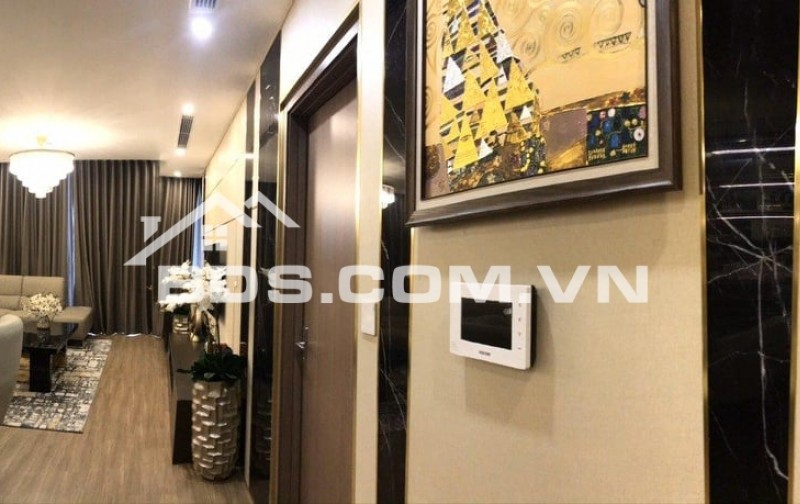 Bán căn hộ Vinhomes Skylake dt 148.8m2, 3N-4N, 2VS full sẵn nội thất xịn sò, hiện đại 19,3 tỷ -> 19,5 tỷ. LH xem mua nhà 0344529391