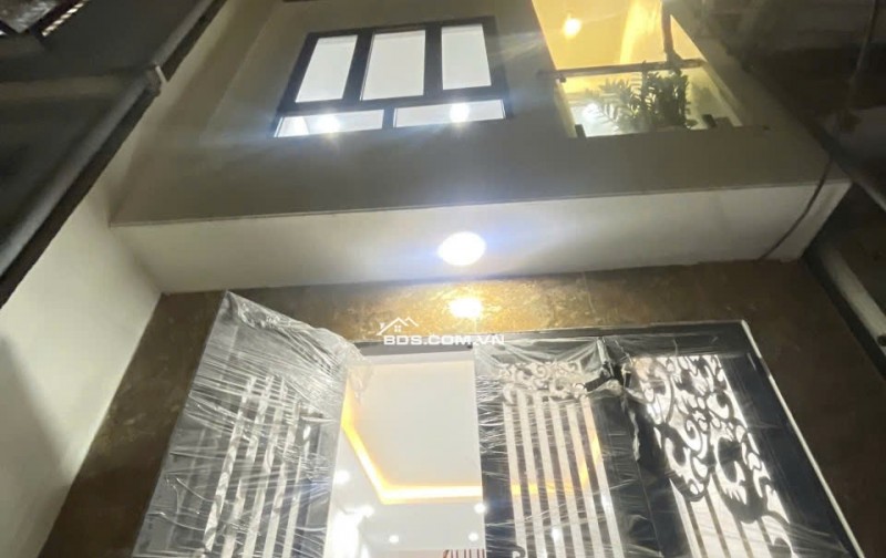 5.85 tỷ nhà Ngọc hồi, Thanh Trì, 50m2 xây 4 tầng , ô tô tới của - ô chờ thang máy.