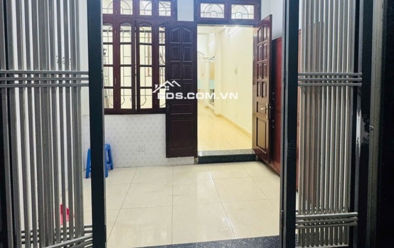 Bán gấp nhà Mỹ Đình – Lô Góc – Ô tô đỗ cửa – 36m2 – 5 Tầng – MT 4.1m – Giá chỉ 8 tỷ