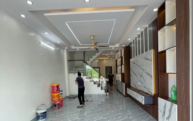 BÁN NHÀ SIÊU ĐẸP 4.45 TỶ 3 TẦNG 64M2 MẶT ĐƯỜNG ĐÔ THỊ BÃI VIÊN