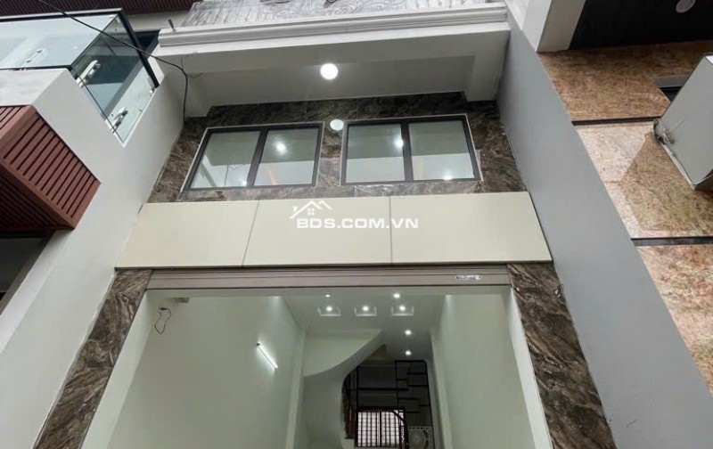Bán nhà 54m2*5 tầng Vĩnh Quỳnh - Thanh Trì, ô tô đỗ của, Giá đầu tư