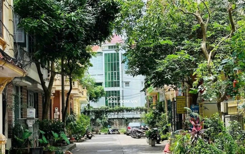 Bán Nhà Trường Chinh, Thanh Xuân - 2Thoáng - Oto - Thang Máy - Full Nội Thất - 65m. Nhỉnh 12 Tỷ.