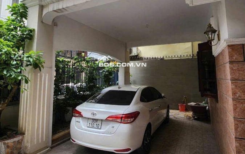 BIỆT THỰ SIÊU VIP - LÔ GÓC 3 MẶT THOÁNG - GARA Ô TÔ ĐỖ CỬA - 40M RA PHỐ - SỔ ĐẸP