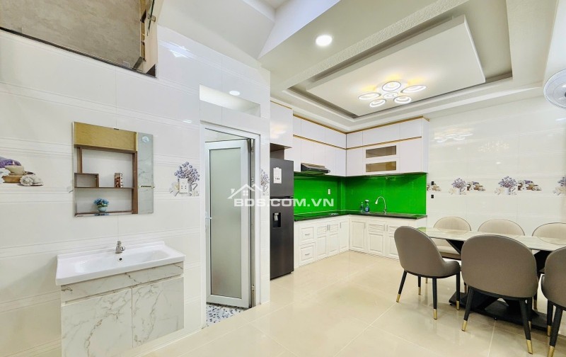 Hẻm xe hơi 50m² Phường 11 Gò Vấp — Nhà 4 tầng siêu đẹp, full nội thất