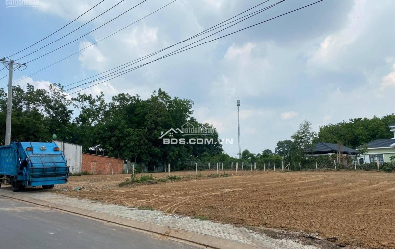 BÁN 2 LÔ ĐẤT NGAY SÂN BAY TECNIC 10X35=350M2 SỔ RIÊNG THỔ CƯ GIÁ 235TR