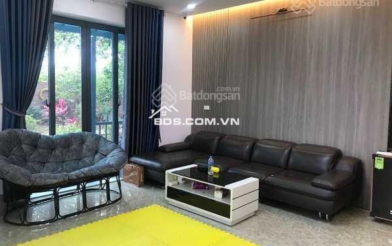 Cho thuê lâu dài nhà vườn tại Đông La 520m2. 3PN, full đồ cao cấp, 15tr/tháng, gần Tố Hữu, gần công viên, hồ điều hòa
