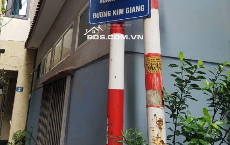 CỰC RẺ - BÁN NHÀ RIÊNG TẠI ĐƯỜNG KIM GIANG 6.2 TỶ 31M 5 TẦNG FULL NỘI THẤT Ở NGAY