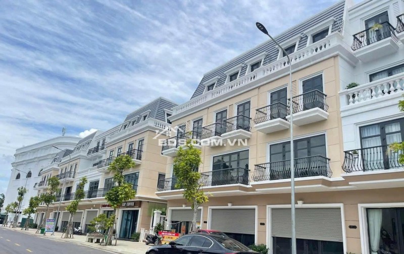 Chủ nhà bán cắt lỗ gấp căn liền kề Vin Shophouse Quảng Trị 5 tỷ bao phí sang tên