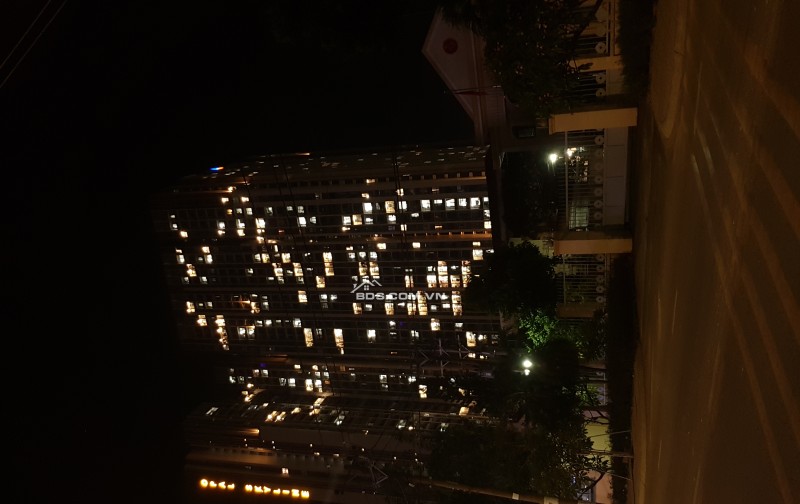 Chính chủ bán Opal Skyline 2pn giá 1,980 view hồ bơi, sổ sẵn