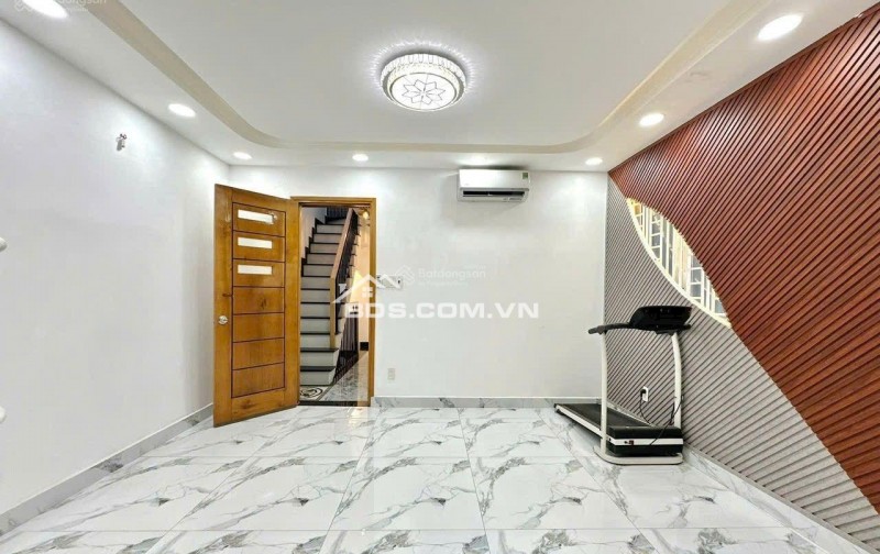 Cần Bán gấp nhà hẻm 128 đường Trần Quốc Thảo Quận 3