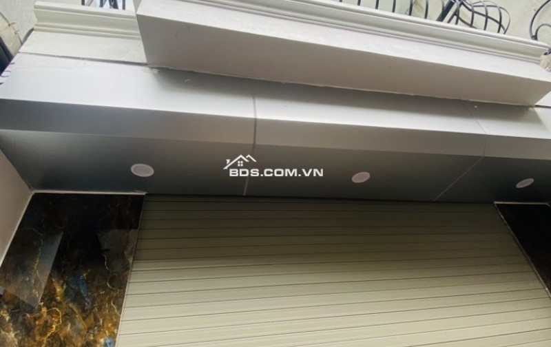 HIẾM-NHÀ ĐẸP-HOÀNG VĂN THÁI-4 TẦNG-NỘI THẤT-Ô TÔ GẦN GIÁ 6,68 TỶ