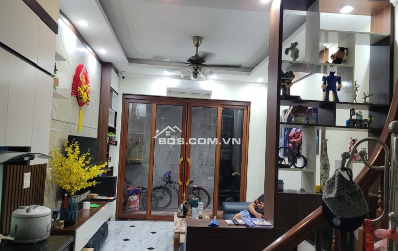 NHÀ ĐẸP ĐỊNH CÔNG-39M-4 TẦNG-4PN-KHUNG CỘT-GẦN PHỐ GIÁ CHỈ 5,9 TỶ