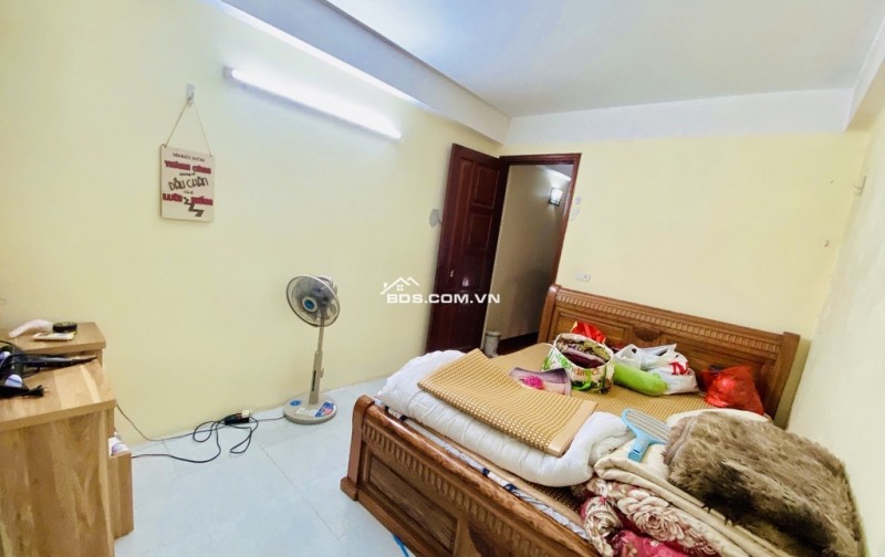 NHÀ ĐẸP-CẠNH HỒ HẠ ĐÌNH-KHƯƠNG ĐÌNH-Ô TÔ-NỘI THẤT 47M-4 TẦNG GIÁ 6,8 TỶ