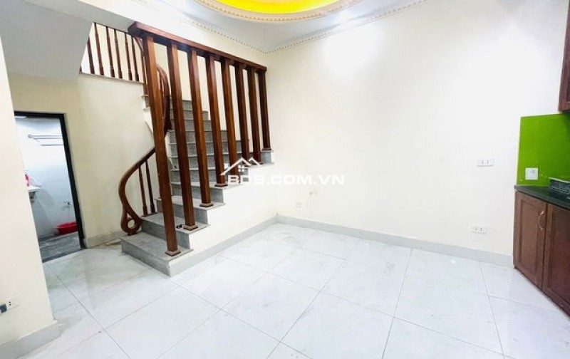 RẺ NHẤT THÁI THỊNH ĐỐNG ĐA 7.8 TỶ 51M NGÕ NÔNG VÀI BƯỚC RA MP THÁI THỊNH, CHỈ VIỆC XÁCH VALI VỀ Ở