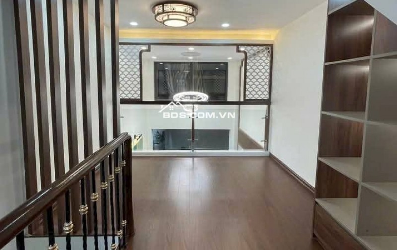 Nhà Đẹp Gần Đường Ô TÔ Tam Trinh 27m, 5 tầng, mt 3.2m, giá 5.95 tỷ