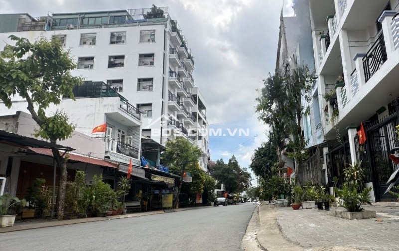 ✨BÁN NHÀ ĐẸP GẦN PHÚ MỸ HƯNG - NỘI THẤT GỖ QUÝ - 65M2 - NGANG 5M - 4 TẦNG - 5PN - CHỈ 11.5 TỶ - LÝ PHỤC MAN, Q7