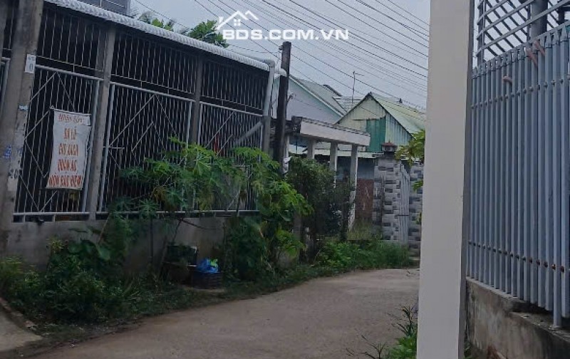 Bán nhà lô góc gần cầu An Hóa – Long Hòa, Bình Đại, Bến Tre  Giá chỉ 999 triệu. 174m² full thổ cư