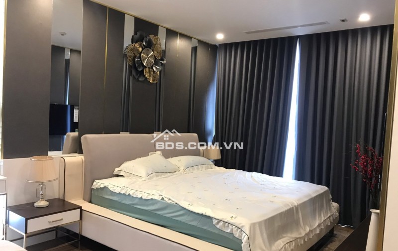 Bán căn hộ Vinhomes Skylake dt 148.8m2, 3N-4N, 2VS full sẵn nội thất xịn sò, hiện đại 19,3 tỷ -> 19,5 tỷ. LH xem mua nhà 0344529391