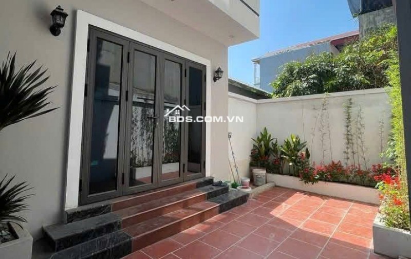 Nhỉnh 5 tỷ Biệt thự mini gần Ngũ Hiệp,Thanh Trì, 70m2 xây 4 tầng , ô tô đỗ cổng.